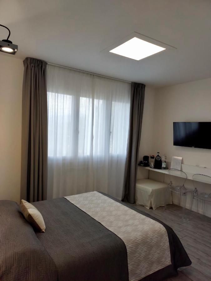 La Brise Hotel Марина ди Пиетрасанта Екстериор снимка