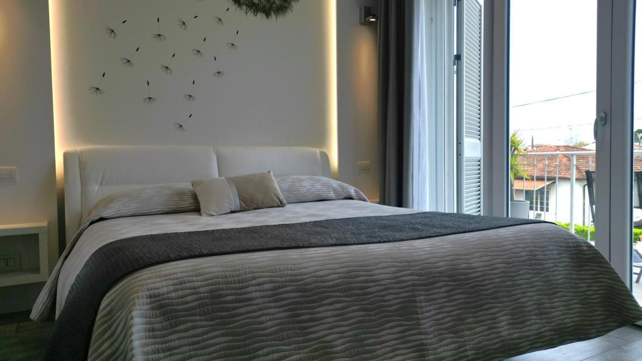 La Brise Hotel Марина ди Пиетрасанта Екстериор снимка